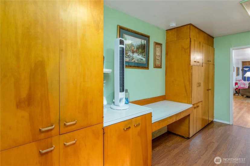 Property photo for 1038 W Glenwood St, Port Angeles photo 11