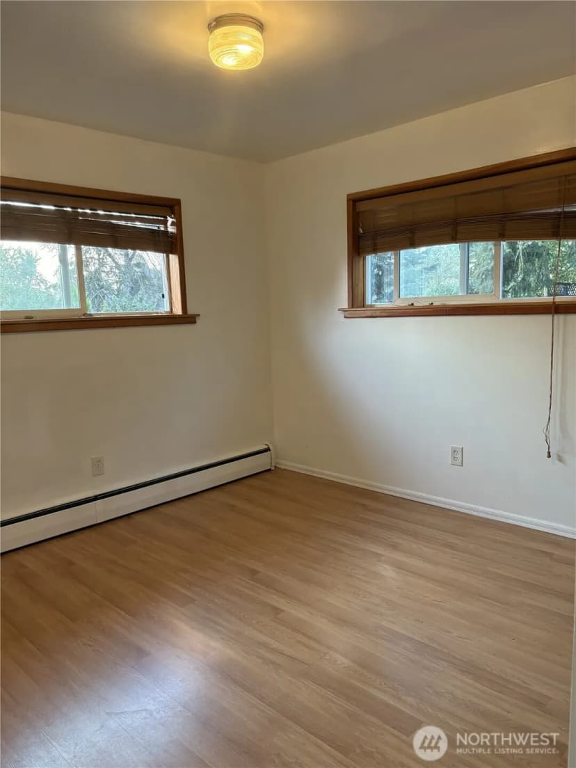 Property photo for 1038 W Glenwood St, Port Angeles photo 23