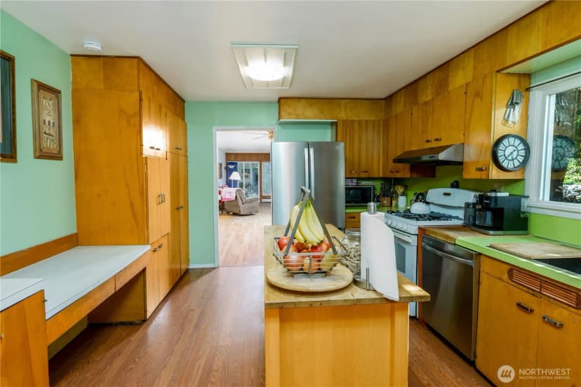 Property photo for 1038 W Glenwood St, Port Angeles photo 12