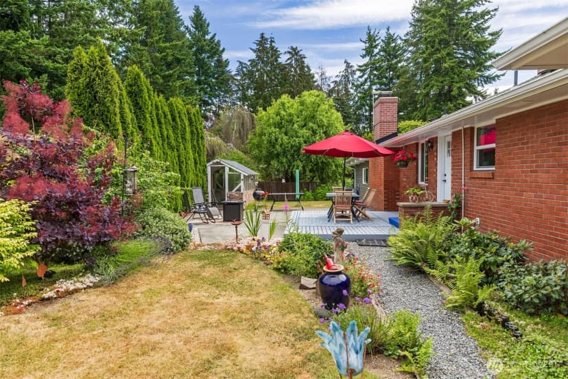 Property photo for 7923 220th Street Sw, Edmonds photo 38