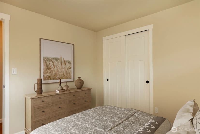 Property photo for 7923 220th Street Sw, Edmonds photo 15
