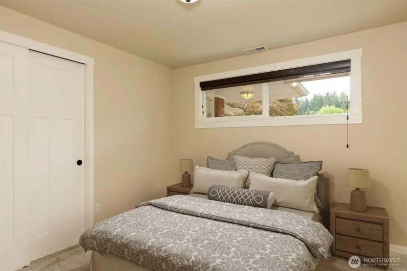 Property photo for 7923 220th Street Sw, Edmonds photo 14