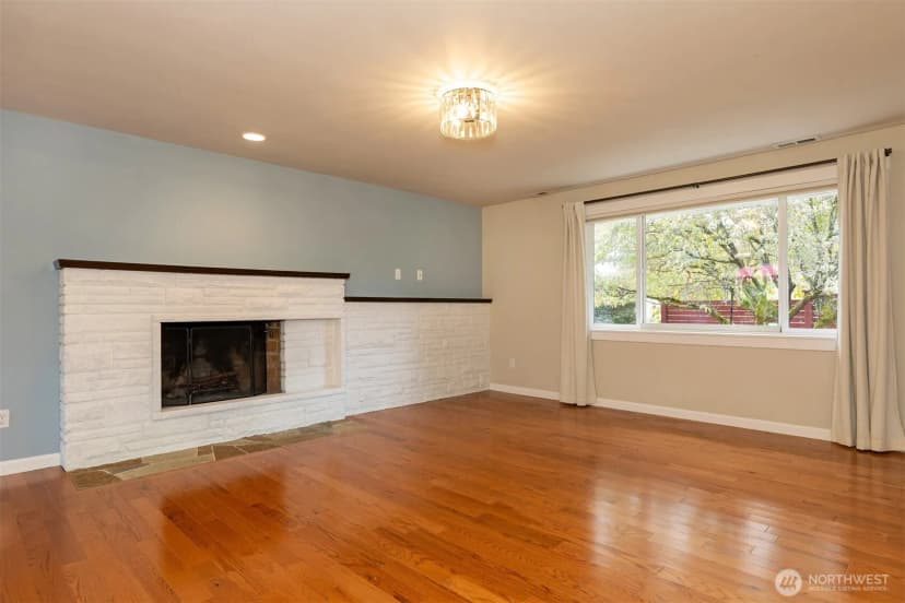 Property photo for 7923 220th Street Sw, Edmonds photo 28