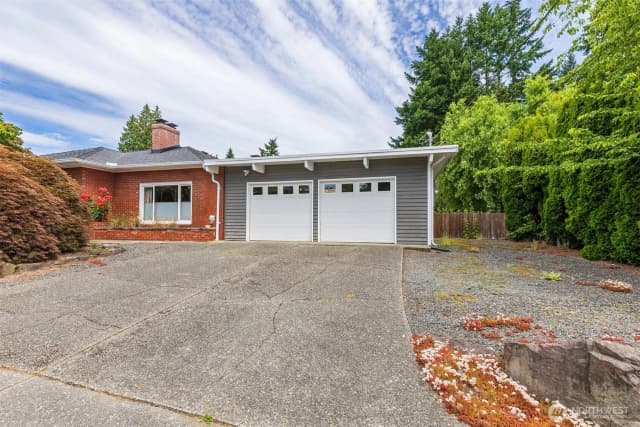 Property photo for 7923 220th Street Sw, Edmonds photo 4