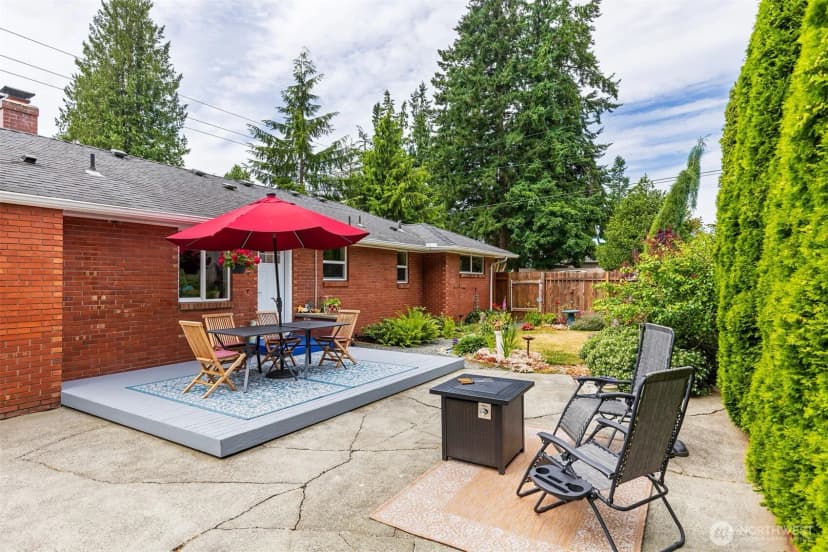 Property photo for 7923 220th Street Sw, Edmonds photo 34