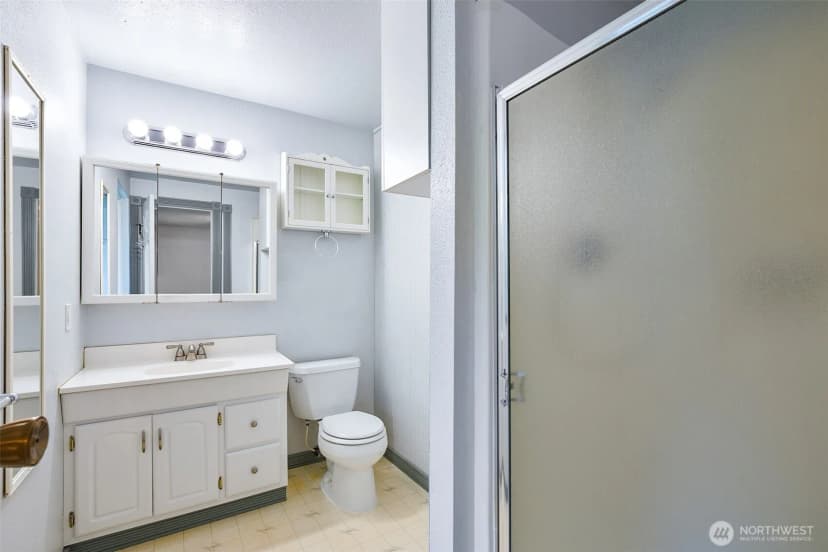 Property photo for 10802 29th Drive Se, Everett photo 12