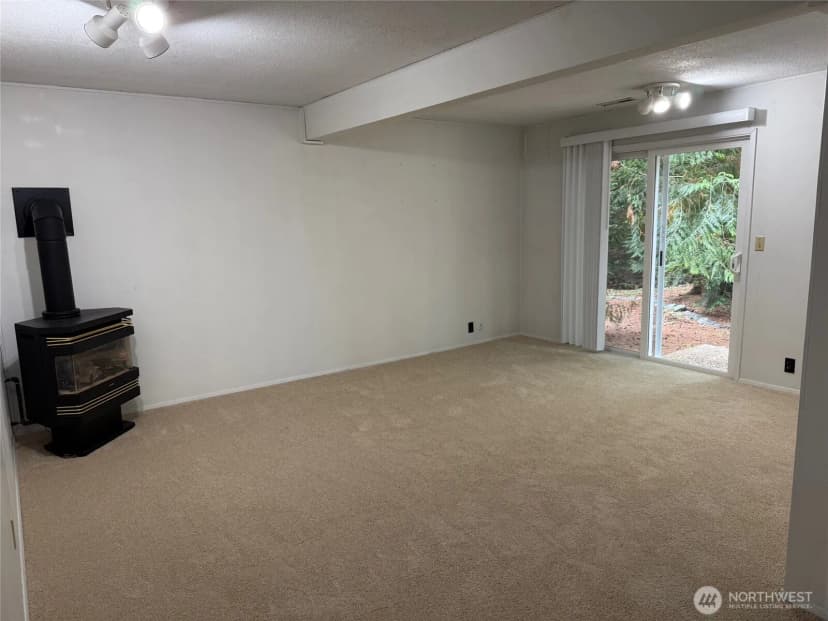 Property photo for 10802 29th Drive Se, Everett photo 6