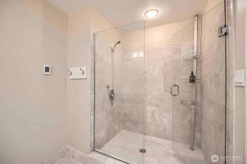 Property photo for 11251 28th Avenue Sw, Seattle photo 16