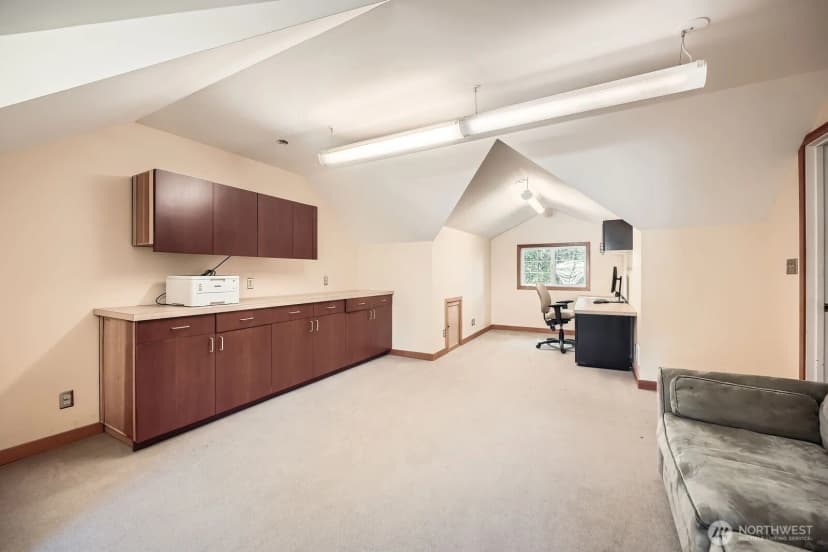 Property photo for 11251 28th Avenue Sw, Seattle photo 24
