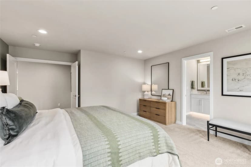 Property photo for 8407 114th Avenue Se #36, Newcastle photo 23