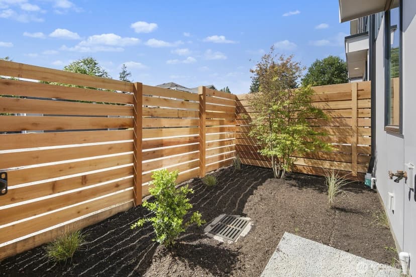Property photo for 8825 C Wallingford Avenue N, Seattle photo 19