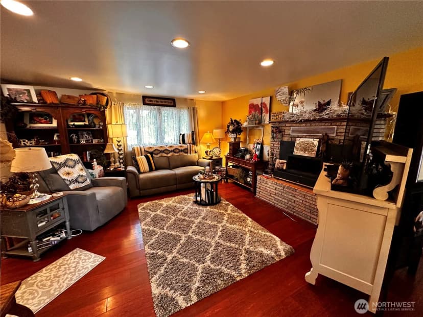 Property photo for 246 E First Street E, Tonasket photo 28
