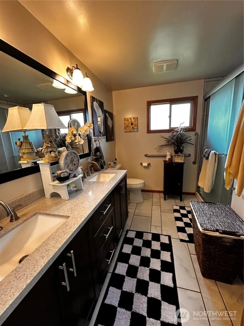 Property photo for 246 E First Street E, Tonasket photo 22