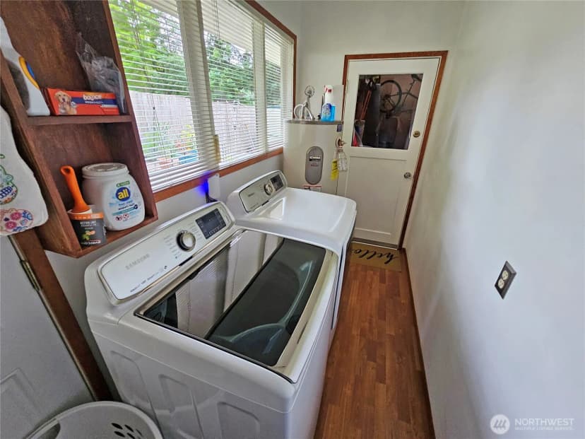 Property photo for 902 Duffy Street, Centralia photo 21
