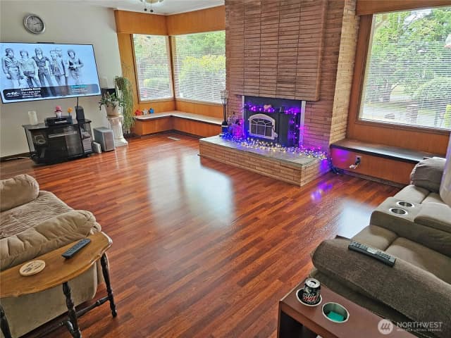 Property photo for 902 Duffy Street, Centralia photo 4