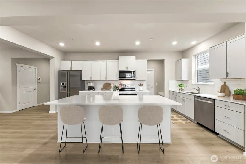 Property photo for 8316 115th Place Se #2, Newcastle photo 4