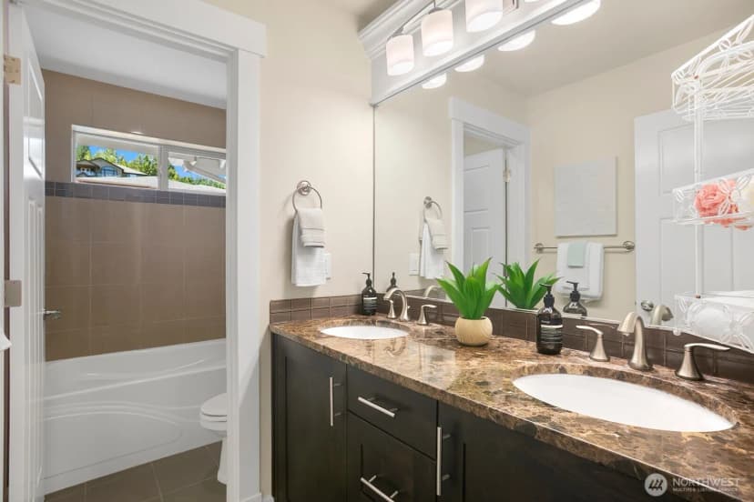 Property photo for 2696 Nw Pine Cone Place, Issaquah photo 21