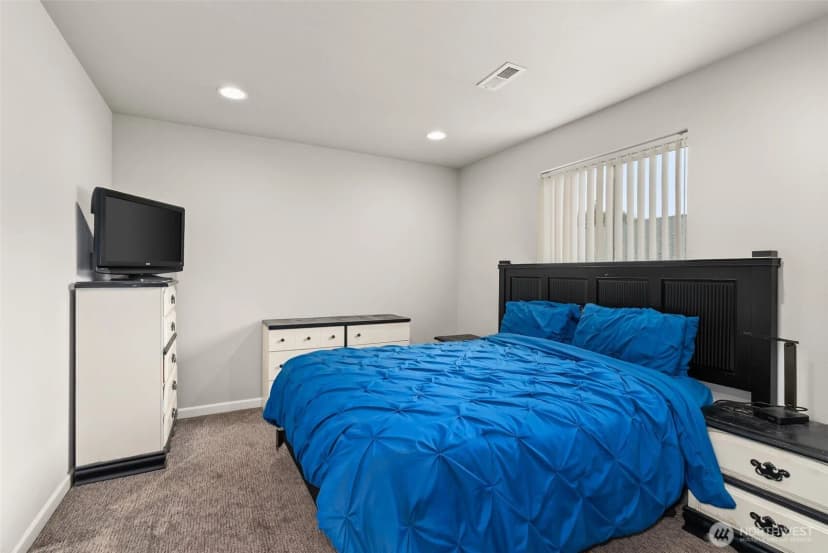 Property photo for 5011 Kenrick Street Se, Lacey photo 28