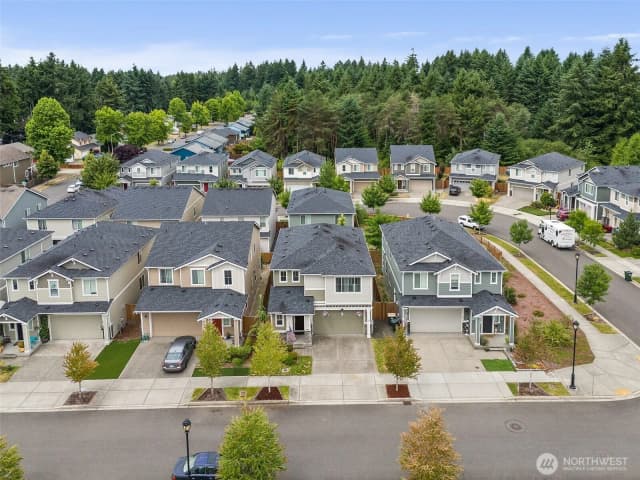 Property photo for 5011 Kenrick Street Se, Lacey photo 4