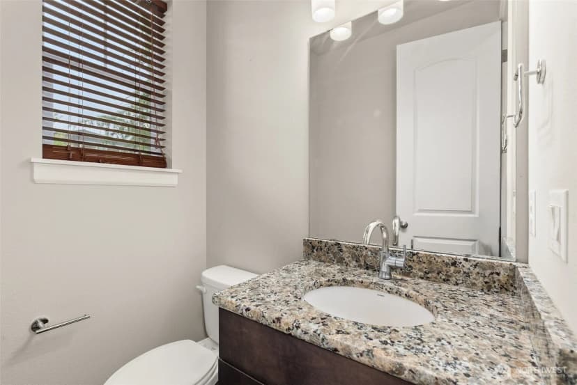 Property photo for 5011 Kenrick Street Se, Lacey photo 18