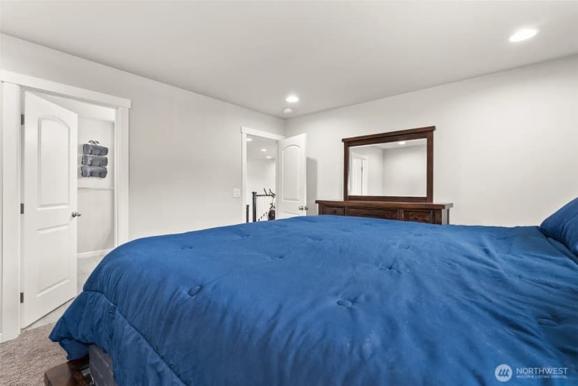 Property photo for 5011 Kenrick Street Se, Lacey photo 23