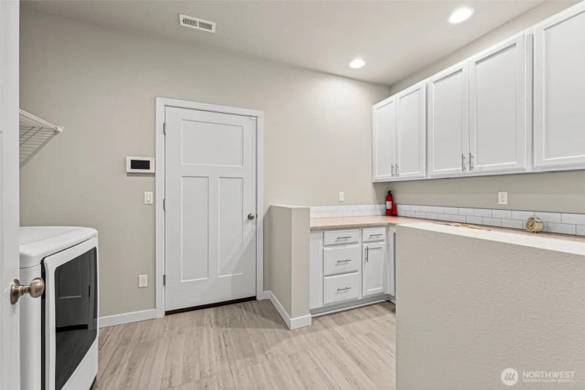 Property photo for 5704 Waldron Court Ne, Lacey photo 29