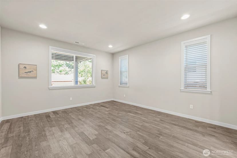 Property photo for 5704 Waldron Court Ne, Lacey photo 23