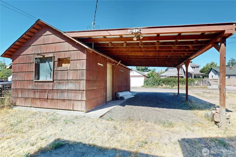 Property photo for 439 N 5th Street, Walla Walla photo 30