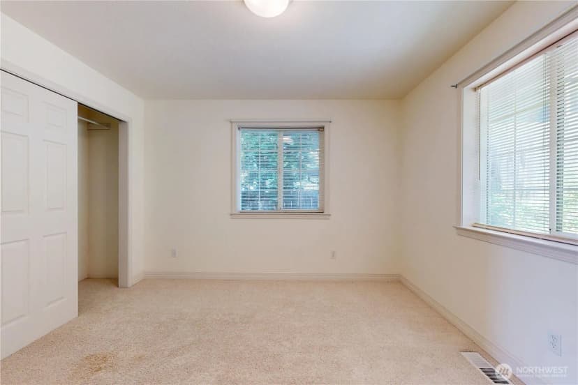 Property photo for 633 Se 6th Street, College Place photo 20