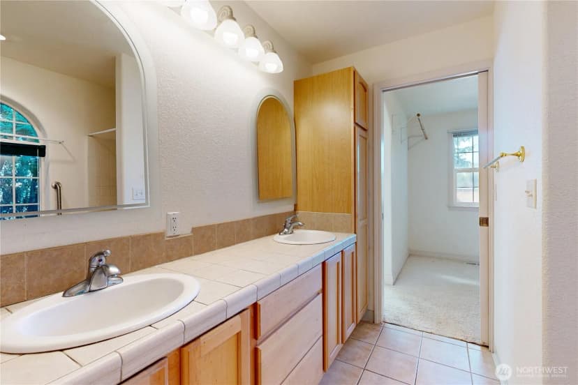Property photo for 633 Se 6th Street, College Place photo 30