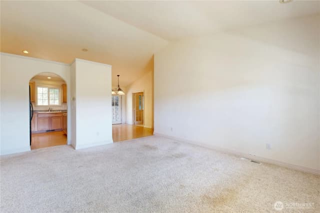Property photo for 633 Se 6th Street, College Place photo 3