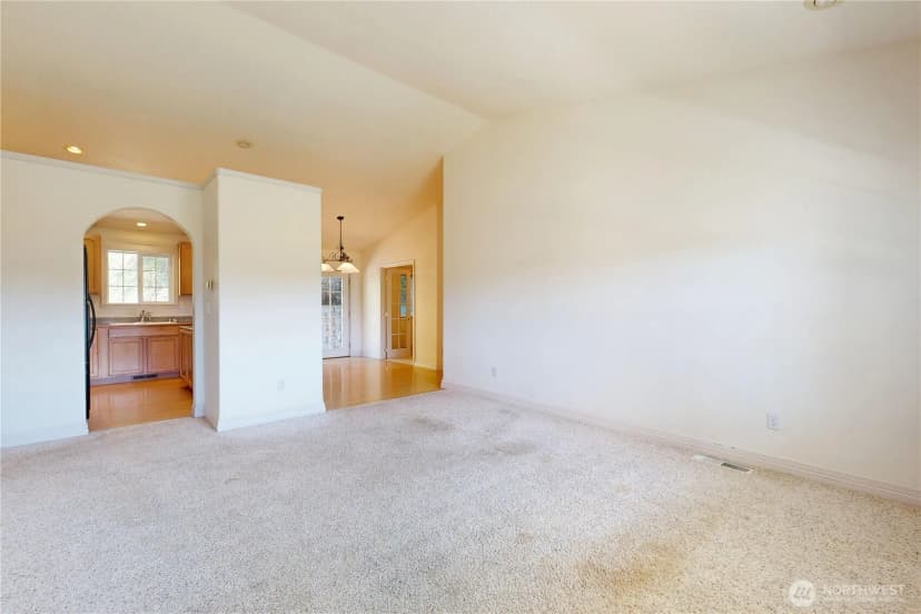 Property photo for 633 Se 6th Street, College Place photo 3