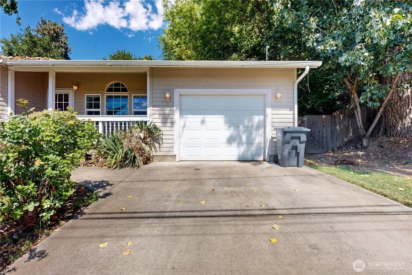 Property photo for 633 Se 6th Street, College Place photo 35