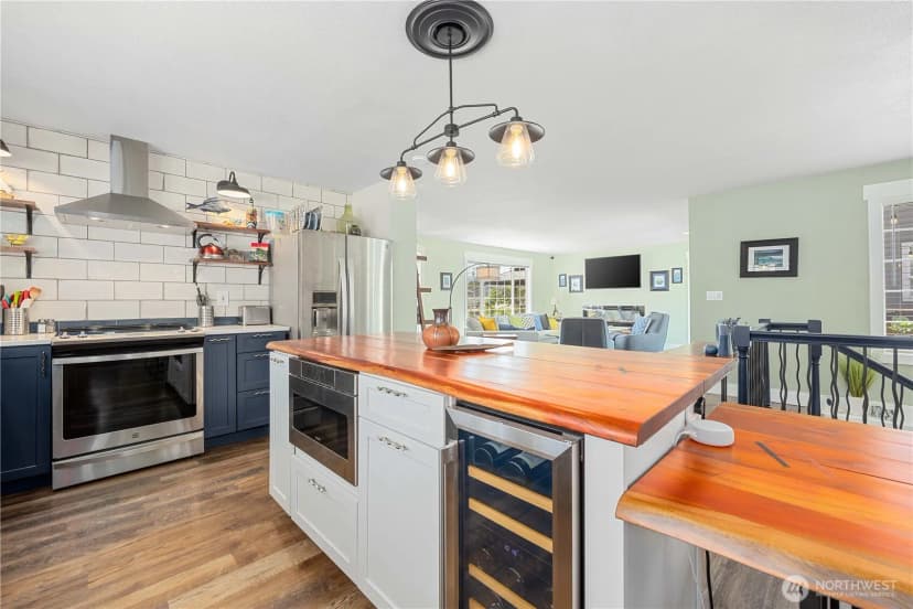 Property photo for 214 S Bradley Street, Chelan photo 8