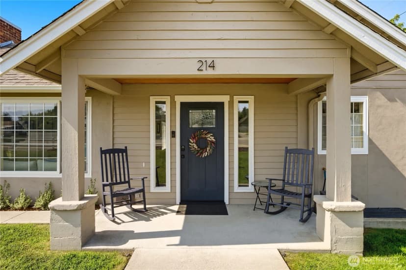 Property photo for 214 S Bradley Street, Chelan photo 22