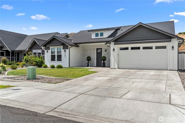Property photo for 1002 Racine Springs, Wenatchee photo 2