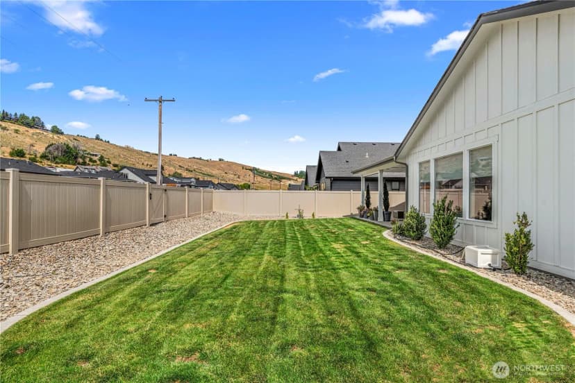 Property photo for 1002 Racine Springs, Wenatchee photo 35