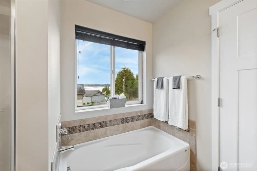 Property photo for 1227 93rd Drive Ne, Lake Stevens photo 18