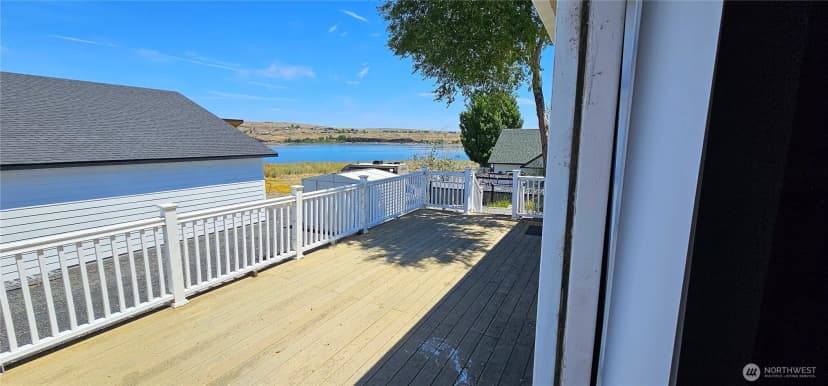 Property photo for 40 Fir Street N, Soap Lake photo 32