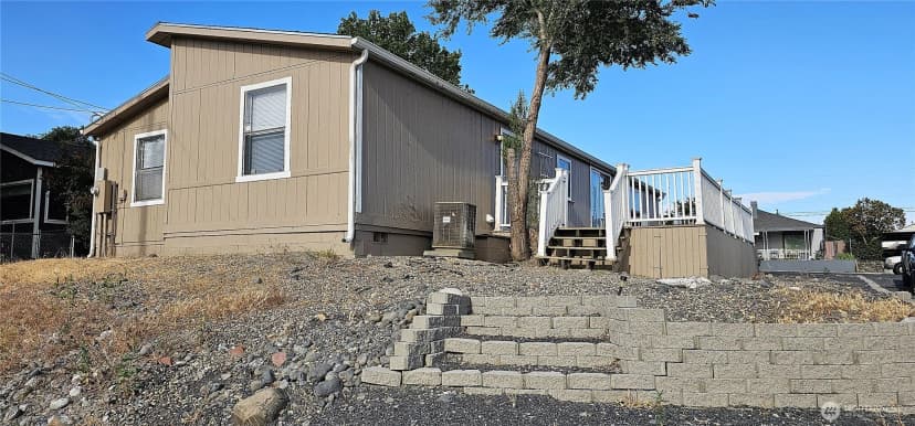 Property photo for 40 Fir Street N, Soap Lake photo 35