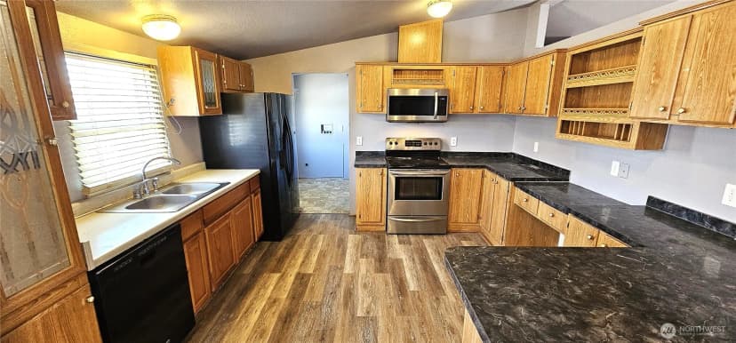 Property photo for 40 Fir Street N, Soap Lake photo 15