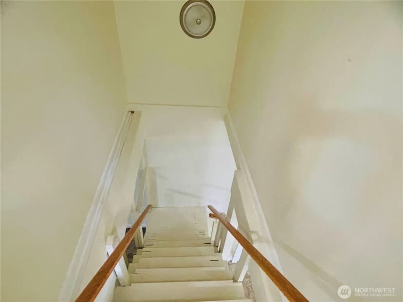 Property photo for 334 N Garden Ave Avenue, Renton photo 8