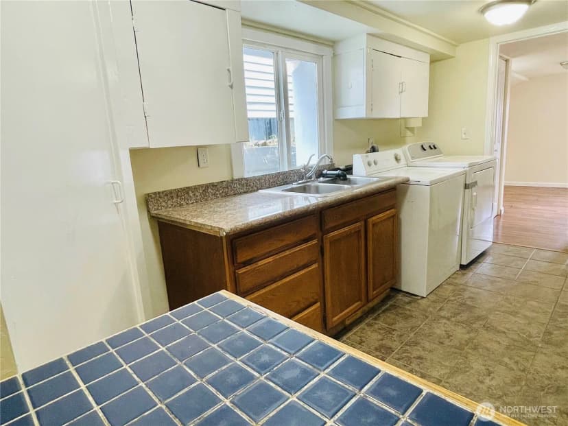 Property photo for 334 N Garden Ave Avenue, Renton photo 11