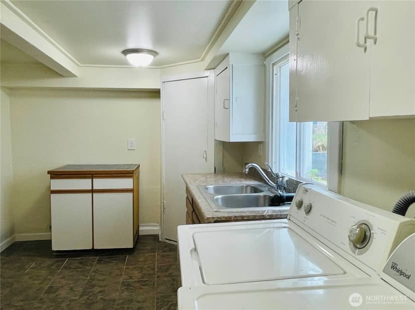 Property photo for 334 N Garden Ave Avenue, Renton photo 12