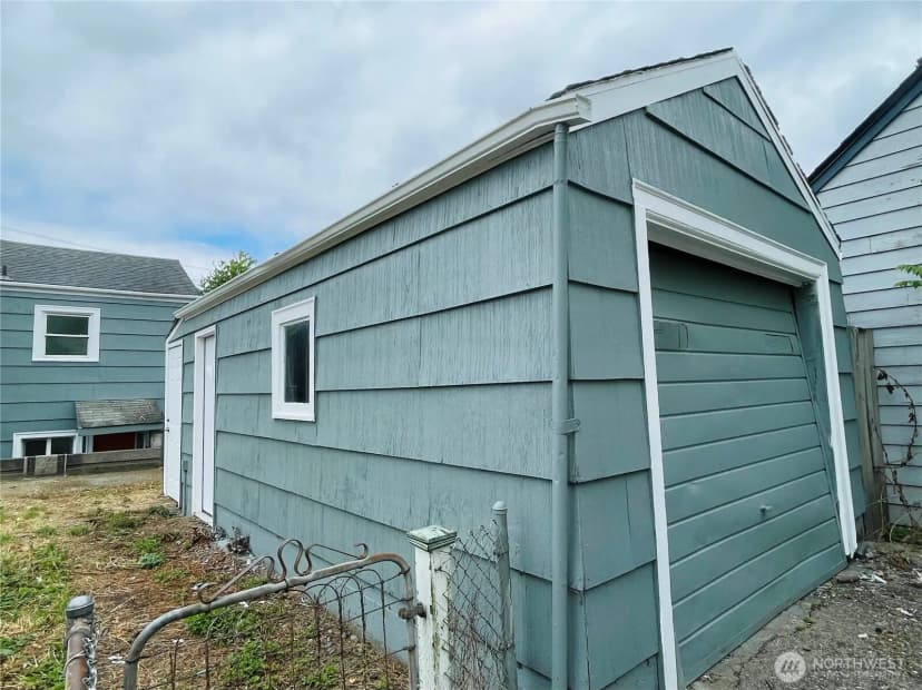 Property photo for 334 N Garden Ave Avenue, Renton photo 15