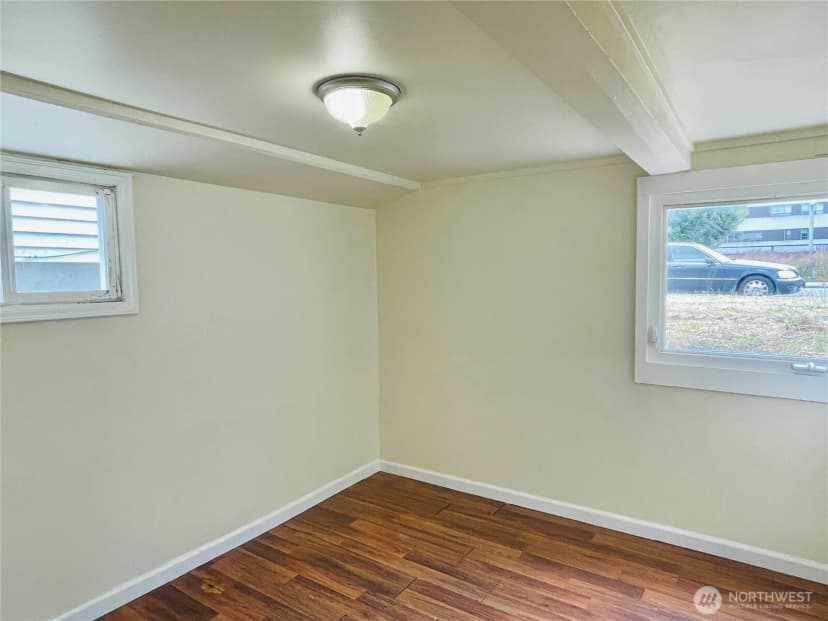Property photo for 334 N Garden Ave Avenue, Renton photo 10
