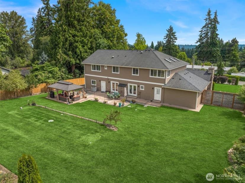 Property photo for 201 240th Street Sw, Bothell photo 38