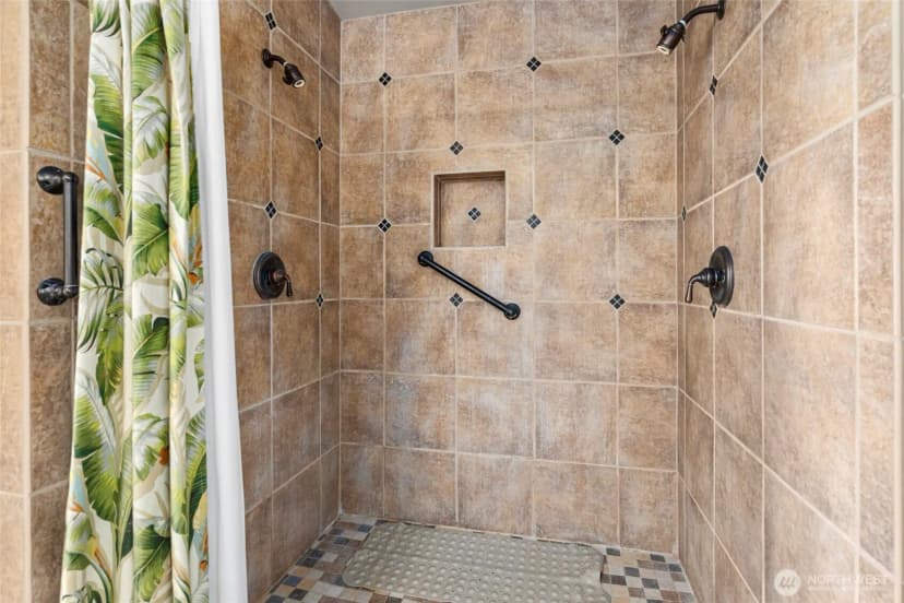 Property photo for 1223 Rainier Lane, Oak Harbor photo 30