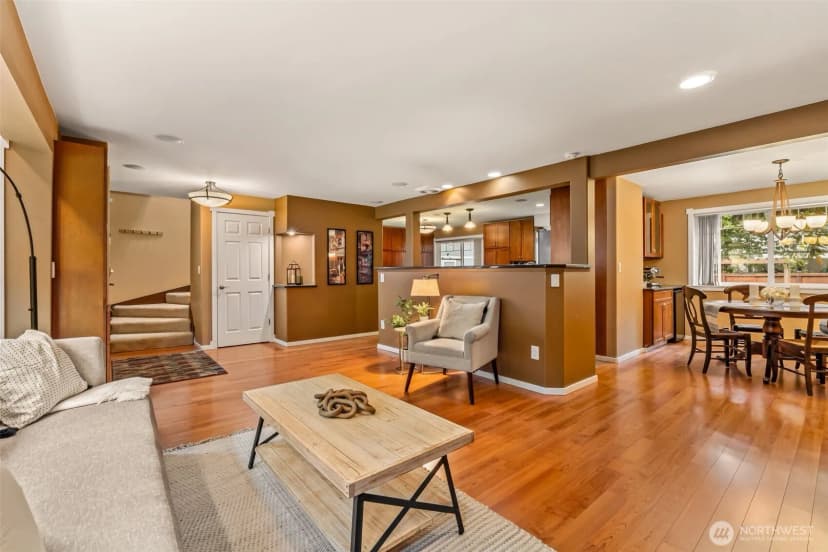 Property photo for 13838 101st Place Ne, Kirkland photo 5