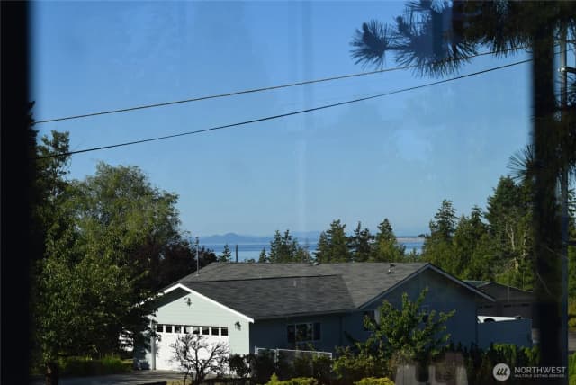 Property photo for 990 Madrona Way, Sequim photo 3